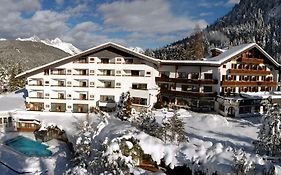 伯格瑞斯特澤費爾德酒店 Seefeld in Tirol Exterior photo