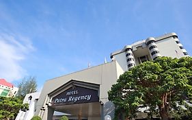 普特拉攝政飯店 Kangar Exterior photo