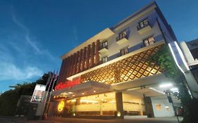 日惹阿朱那飯店 Yogyakarta Exterior photo