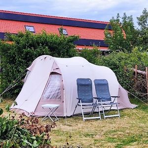 Tent Spot At Mini-Camping Het Bergje Serooskerke (Walcheren) Exterior photo