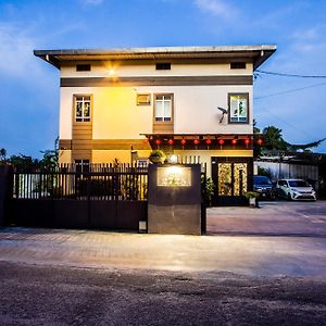 Value Inn Homestay By Ubook Butterworth Exterior photo