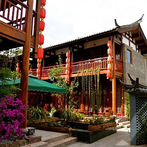 Lijiang Mann House 丽江 Room photo