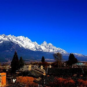 Lijiang Baisha Free Time Designed Hotel 丽江 Exterior photo