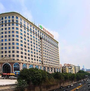 Vienna Hotel Guangzhou Shaheding Metro Station 广州 Exterior photo