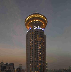 Radisson Blu Hotel Shanghai New World 上海 Exterior photo