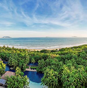 Pullman Oceanview Sanya Bay Resort & Spa 三亚 Exterior photo