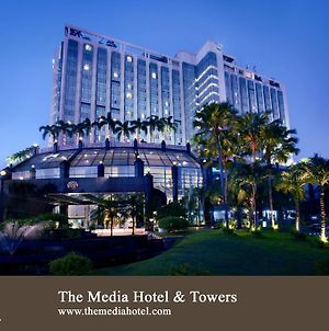 The Media Hotel & Towers 雅加达 Exterior photo