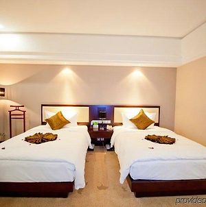 Wenhui International Hotel 昆明 Room photo