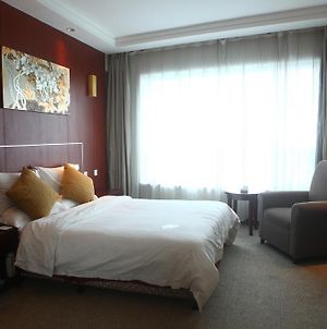 New Century International Hotel 南京 Room photo