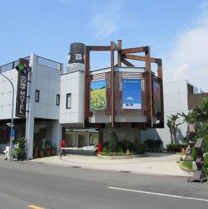 四季汽車旅館 高雄 Exterior photo