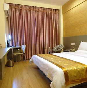 City Exquisite Hotel Dongdu Branch 厦门 Room photo