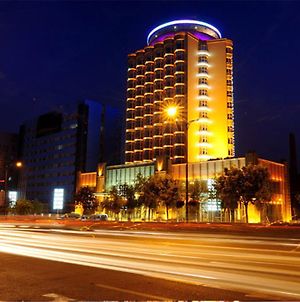 Changchun Hualida Hotel 长春 Exterior photo