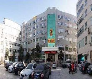 Super 8 Hotel Zhengzhou Er Qi Square 郑州 Exterior photo