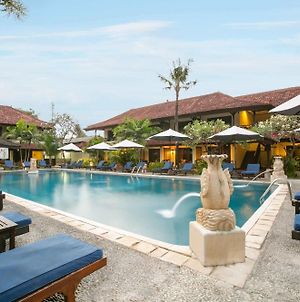 萊吉安帕拉迪索飯店 Bali Exterior photo